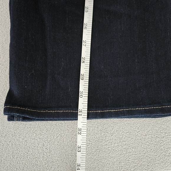 NWT!!! Lee Women's Mid-rise Bootcut Dark Blue Jeans. Size 18 - Picture 7 of 9